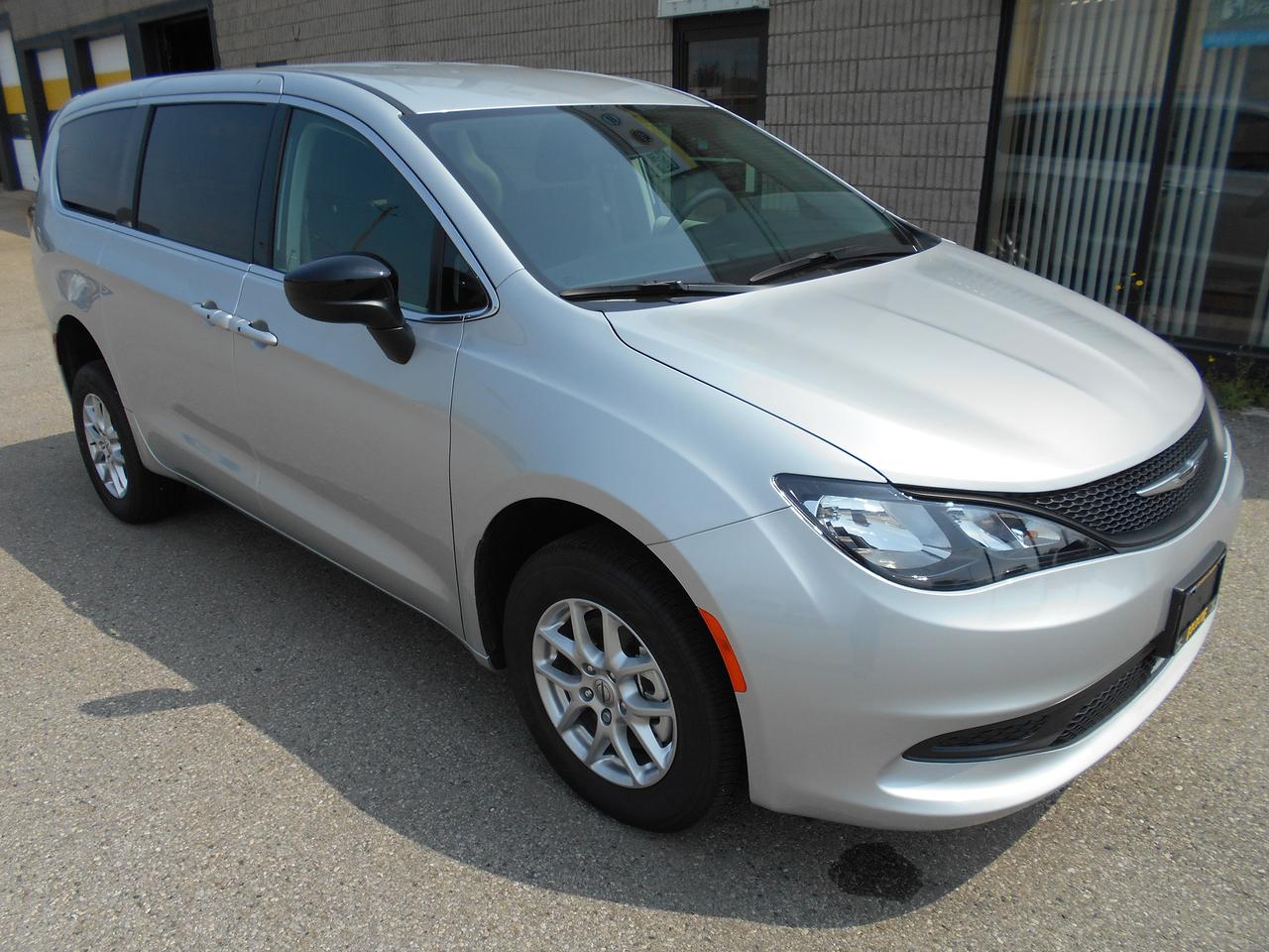 2024 Chrysler Grand Caravan SXT-Wheelchair Accessible Rear Entry Photo