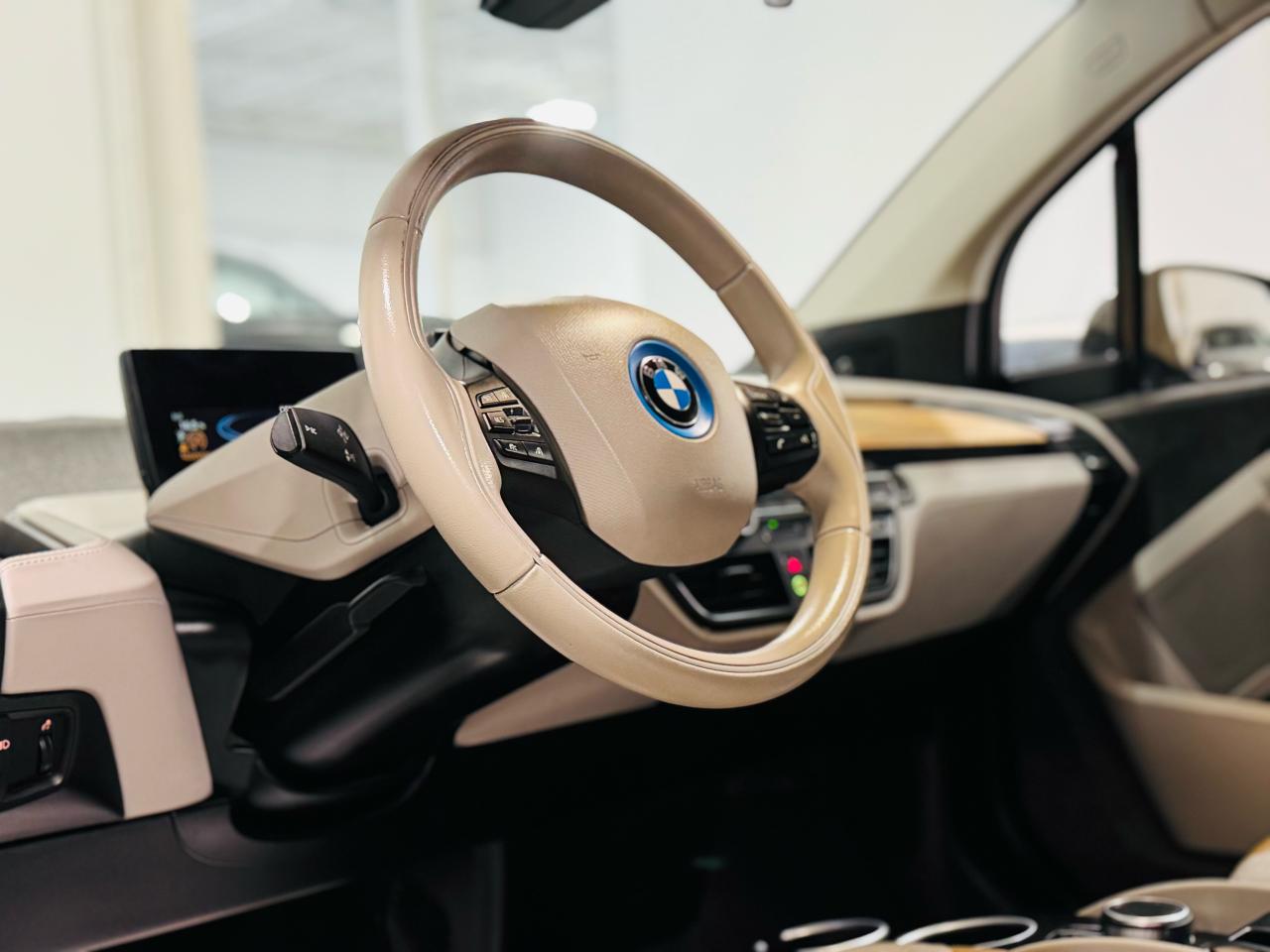 2017 BMW i3 w/Range Extender - Photo #9