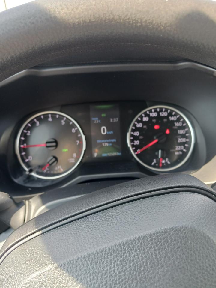 2022 Toyota RAV4 LE AWD - Photo #6