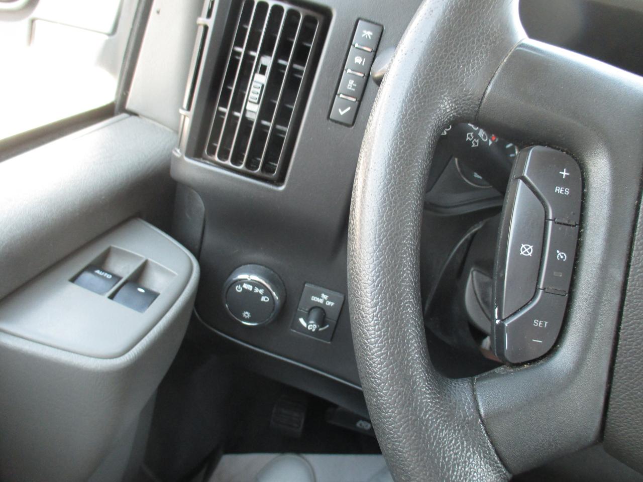 2019 GMC Savana 2500 RWD 2500 135" - Photo #10