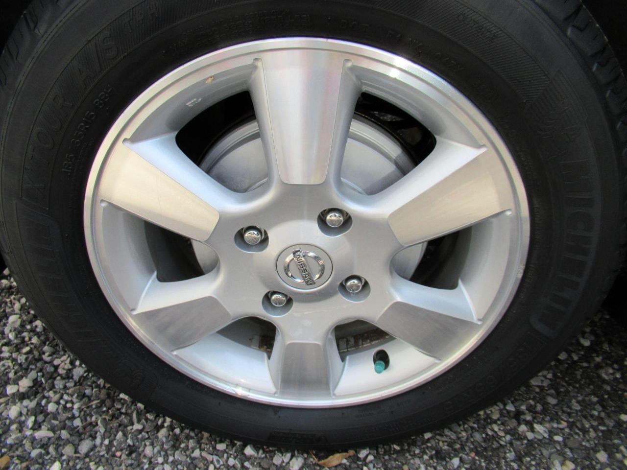 2012 Nissan Versa S - Photo #4
