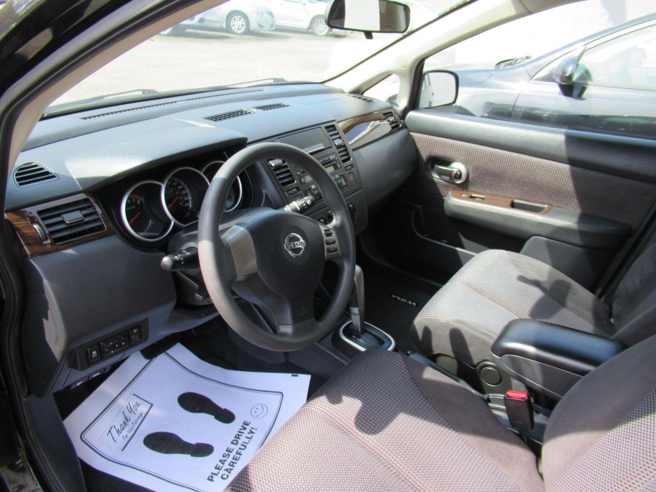 2012 Nissan Versa S - Photo #5
