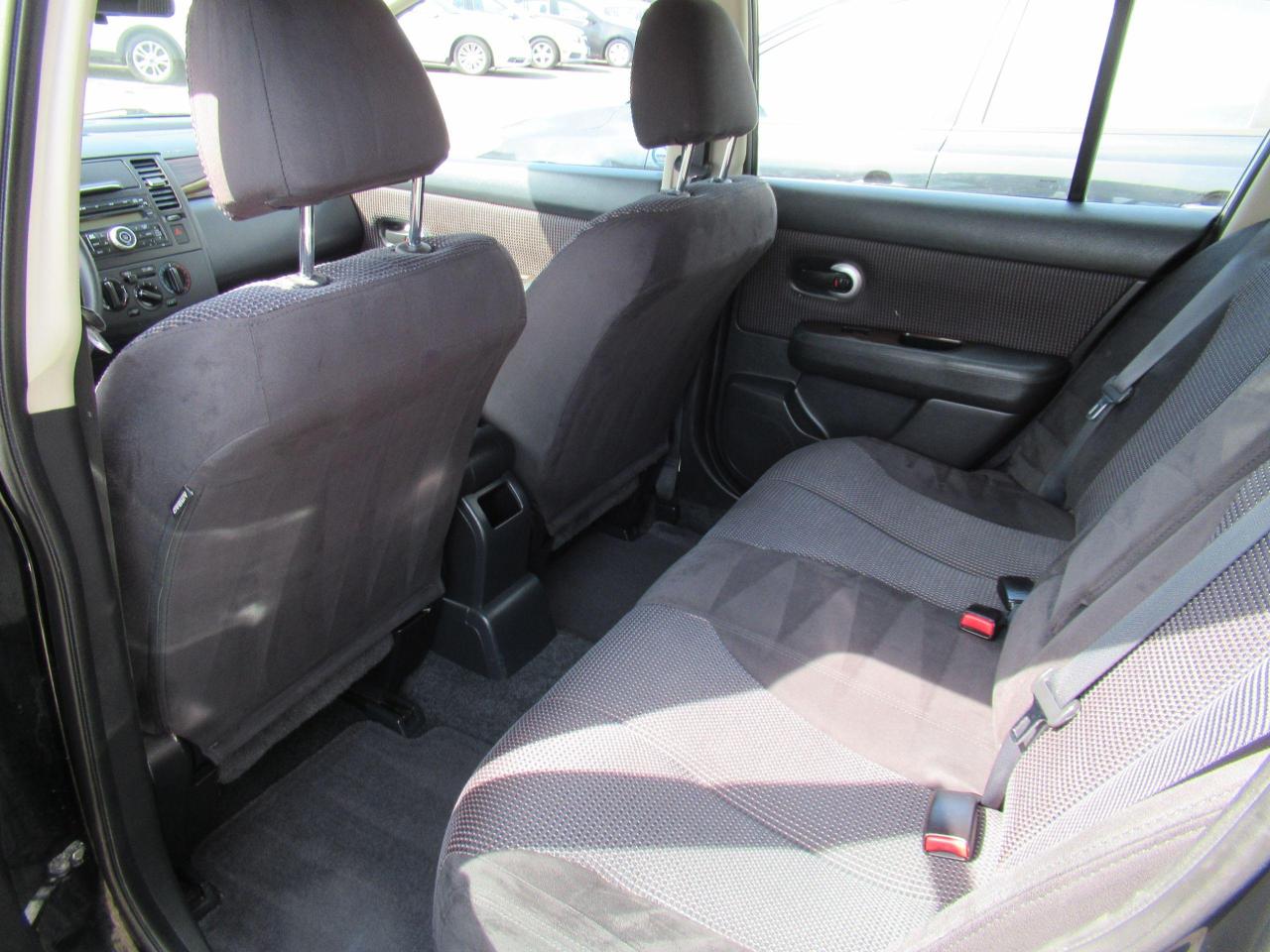 2012 Nissan Versa S - Photo #6