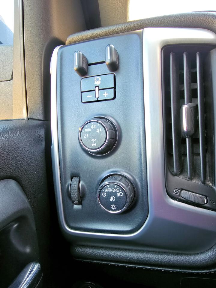 2015 GMC Sierra 1500 4WD CREW CAB 143.5" SLE - Photo #7