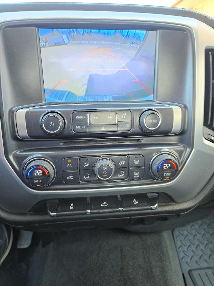 2015 GMC Sierra 1500 4WD CREW CAB 143.5" SLE - Photo #11