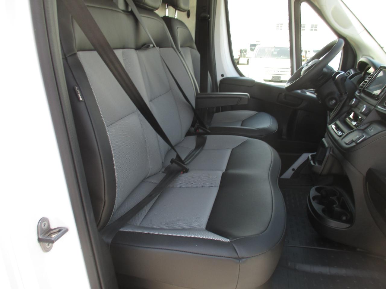 2024 RAM Cargo Van Tradesman 3500 High Roof Ext 159" WB w/Pass Seat - Photo #9