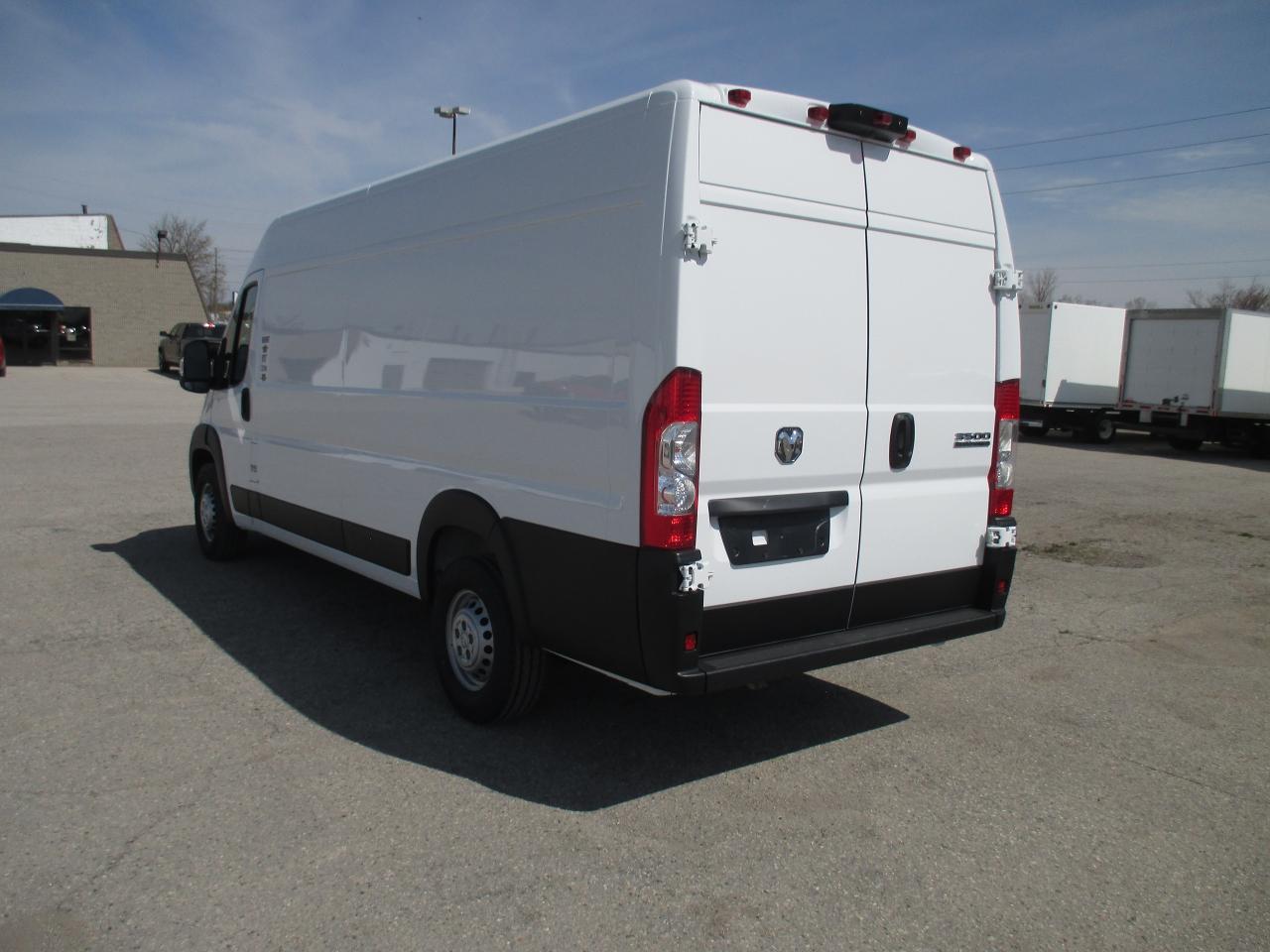 2024 RAM Cargo Van Tradesman 3500 High Roof Ext 159" WB w/Pass Seat - Photo #6