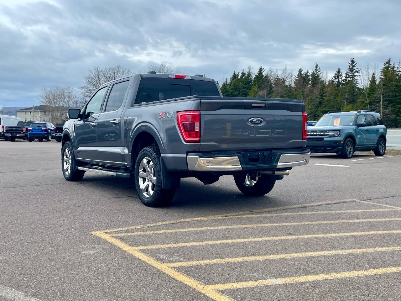2022 Ford F-150 XLT 4X4 SUPERCREW W/ XTR / HEATED SEATS Photo5