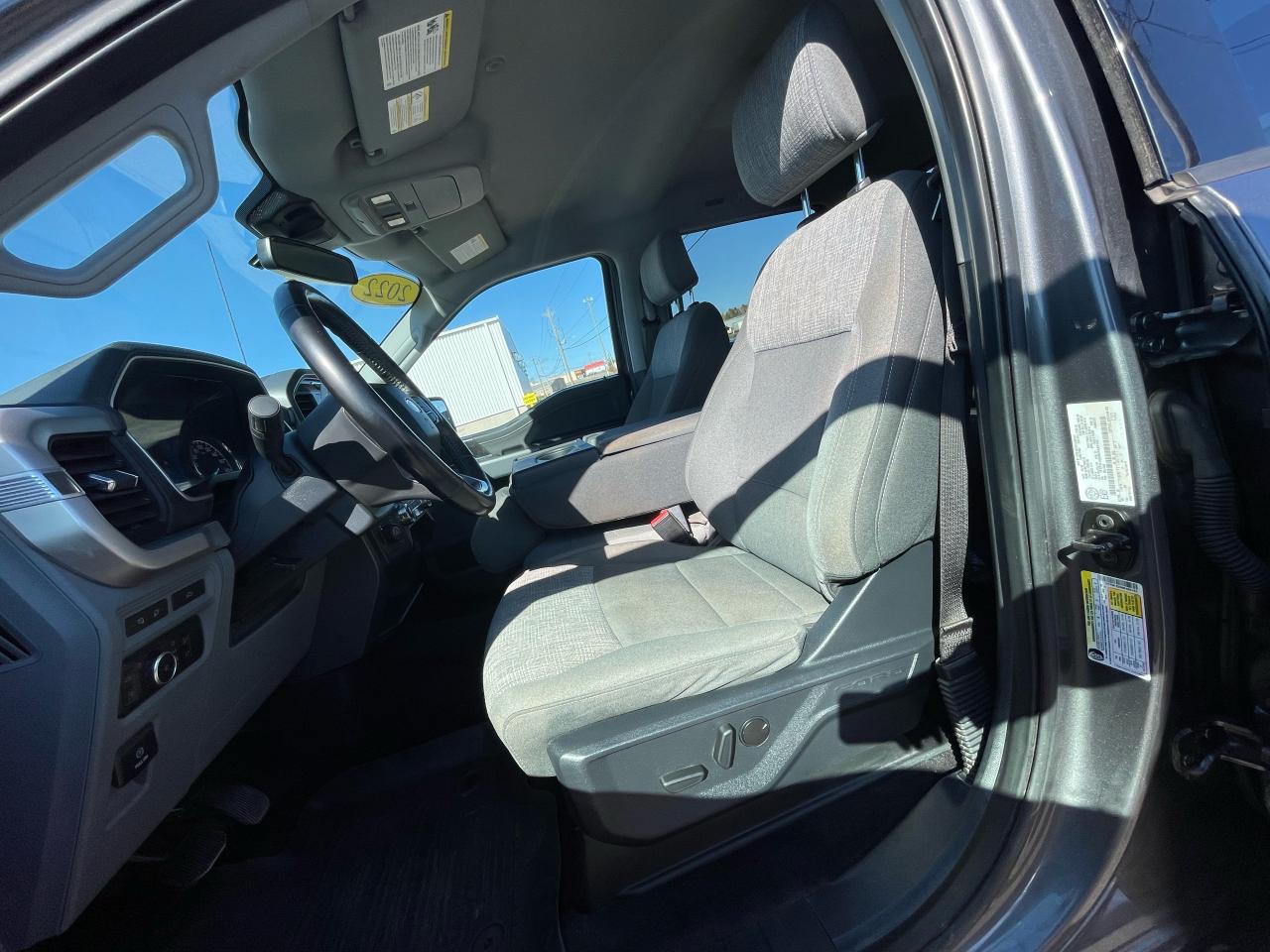 2022 Ford F-150 XLT 4X4 SUPERCREW W/302A / HEATED SEATS Photo5