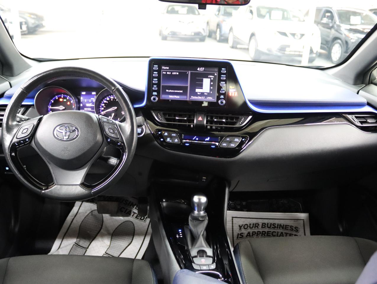 2021 Toyota C-HR XLE PREMIUM | LaneDep | Heated Seats | CarPlay