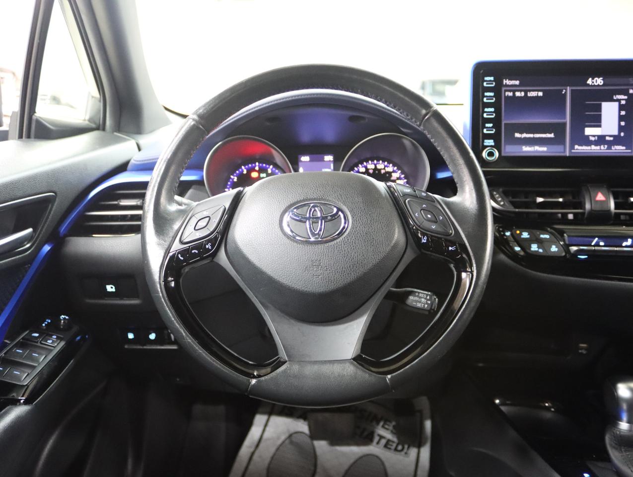 2021 Toyota C-HR XLE PREMIUM | LaneDep | Heated Seats | CarPlay