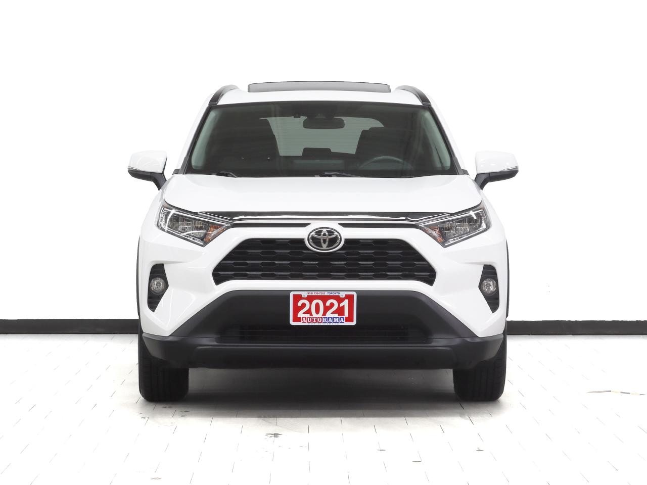 2021 Toyota RAV4 XLE | AWD | Sunroof | Heated Seats | BSM | CarPlay Photo