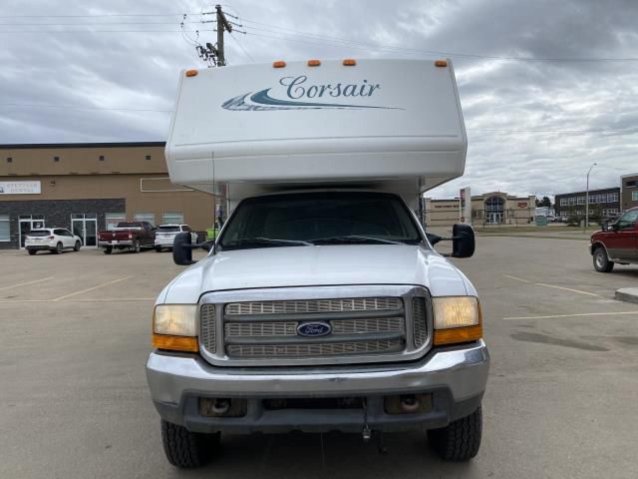 2000 Corsair 9'2" CAMPER  - Photo #2