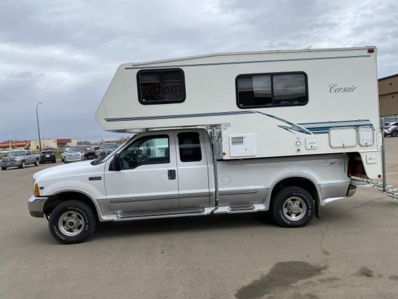2000 Corsair 9'2" CAMPER  - Photo #4