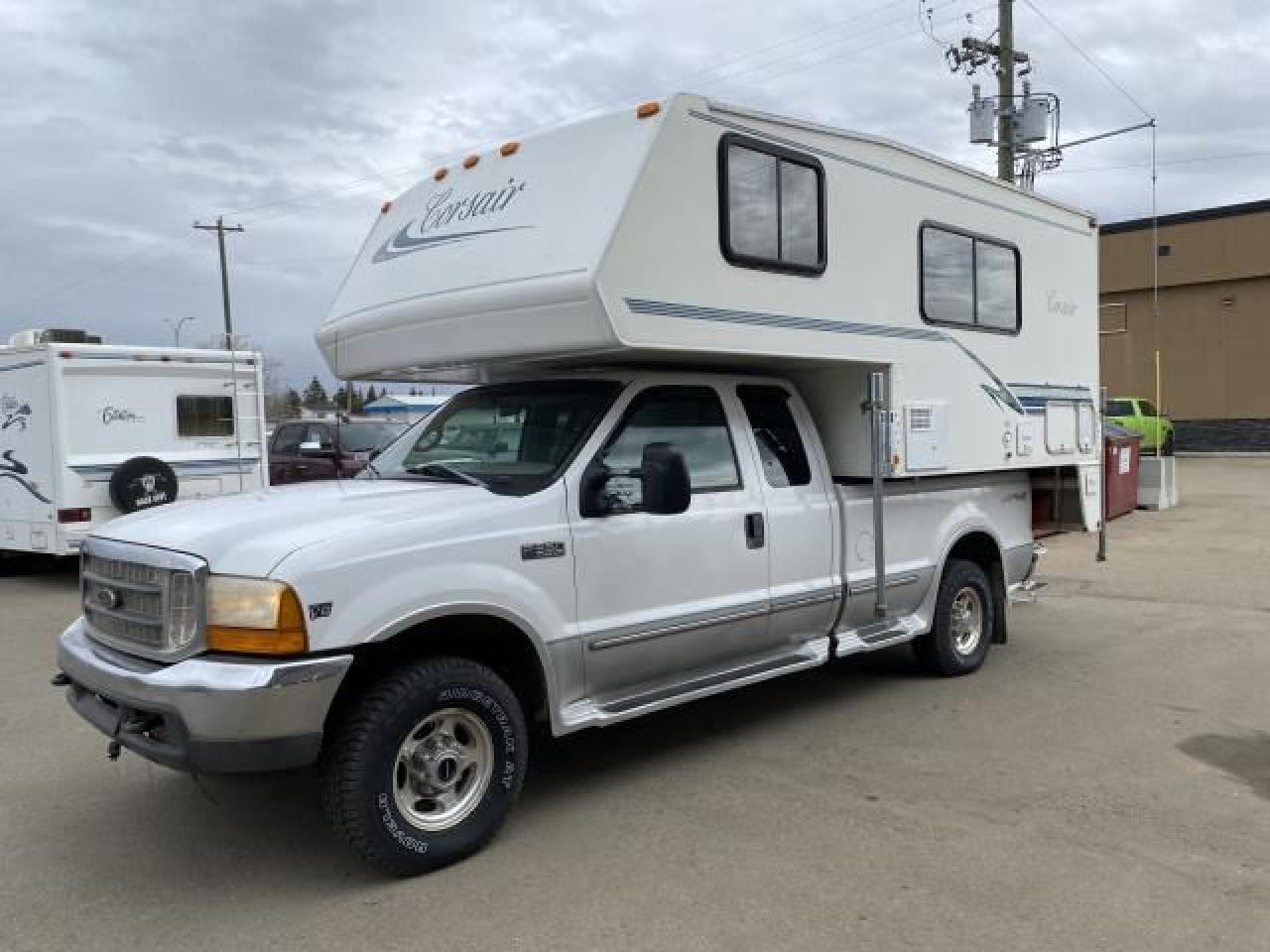 2000 Corsair 9'2" CAMPER  - Photo #3