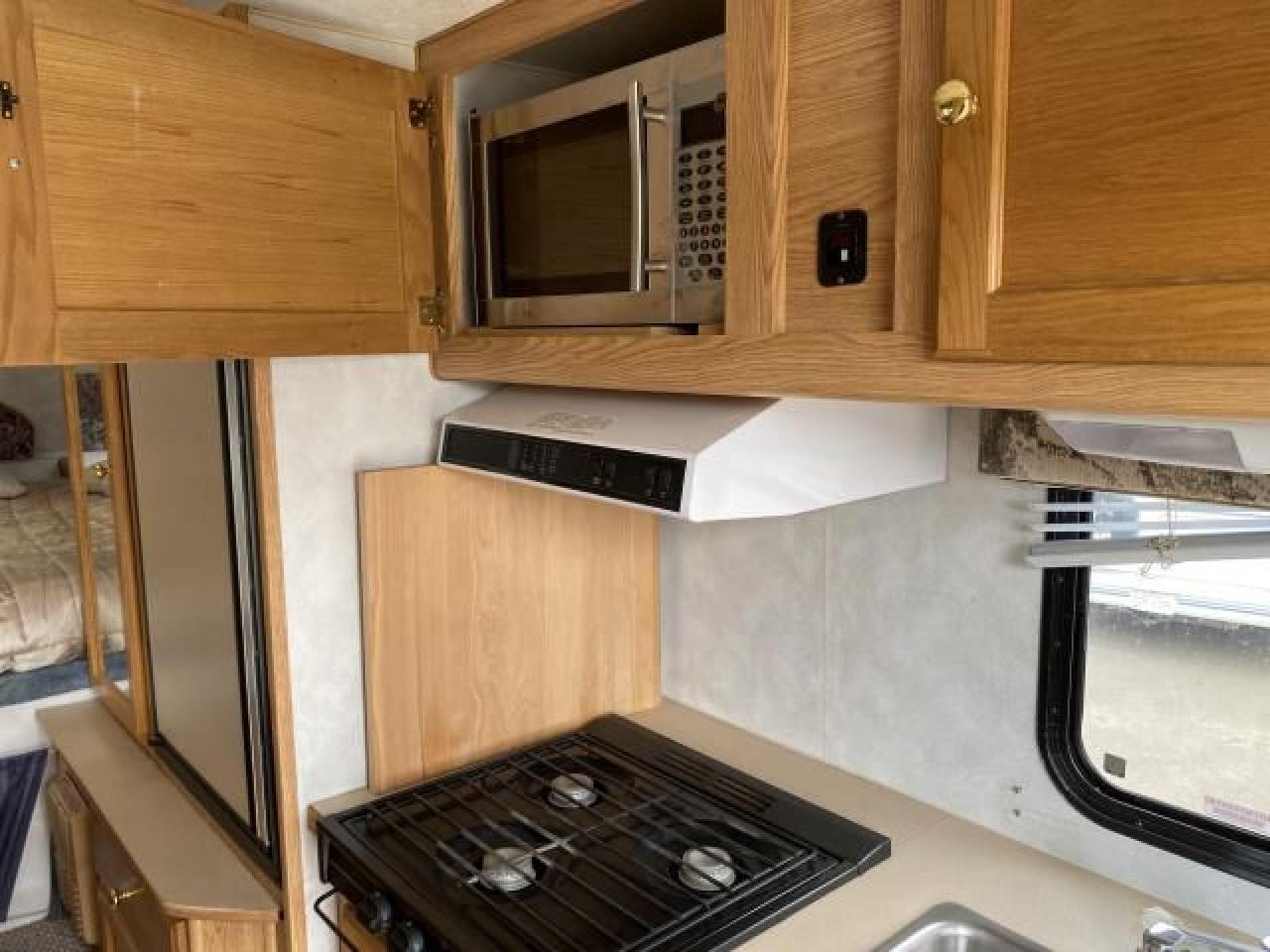 2000 Corsair 9'2" CAMPER  - Photo #14