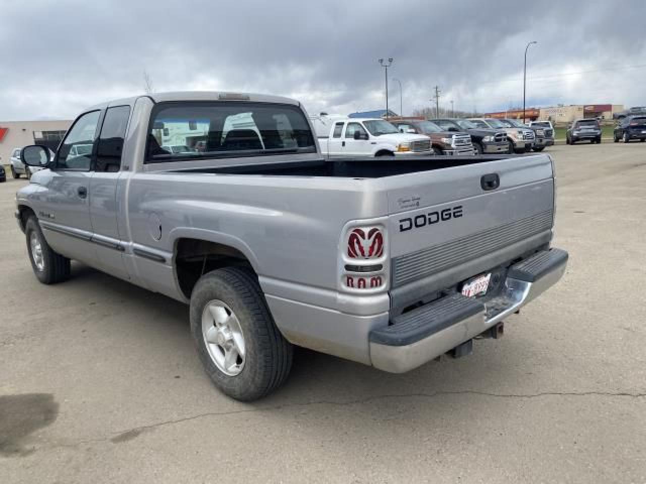 1998 Dodge Ram 1500 QUAD CAB 6.5-FT. BED - Photo #4
