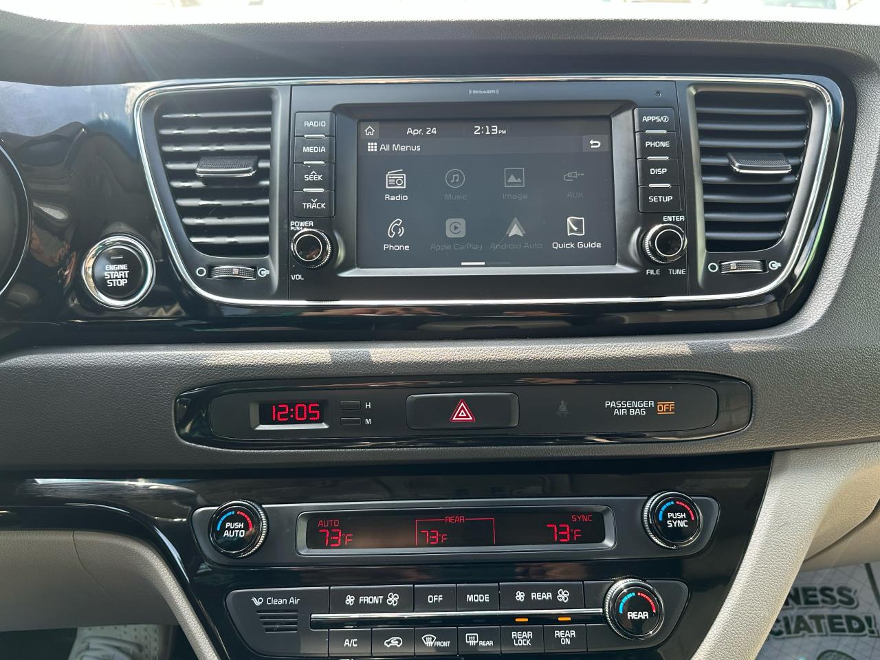 2017 Kia Sedona SX+ - Photo #16