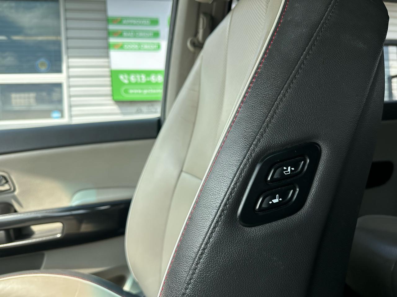 2017 Kia Sedona SX+ - Photo #12