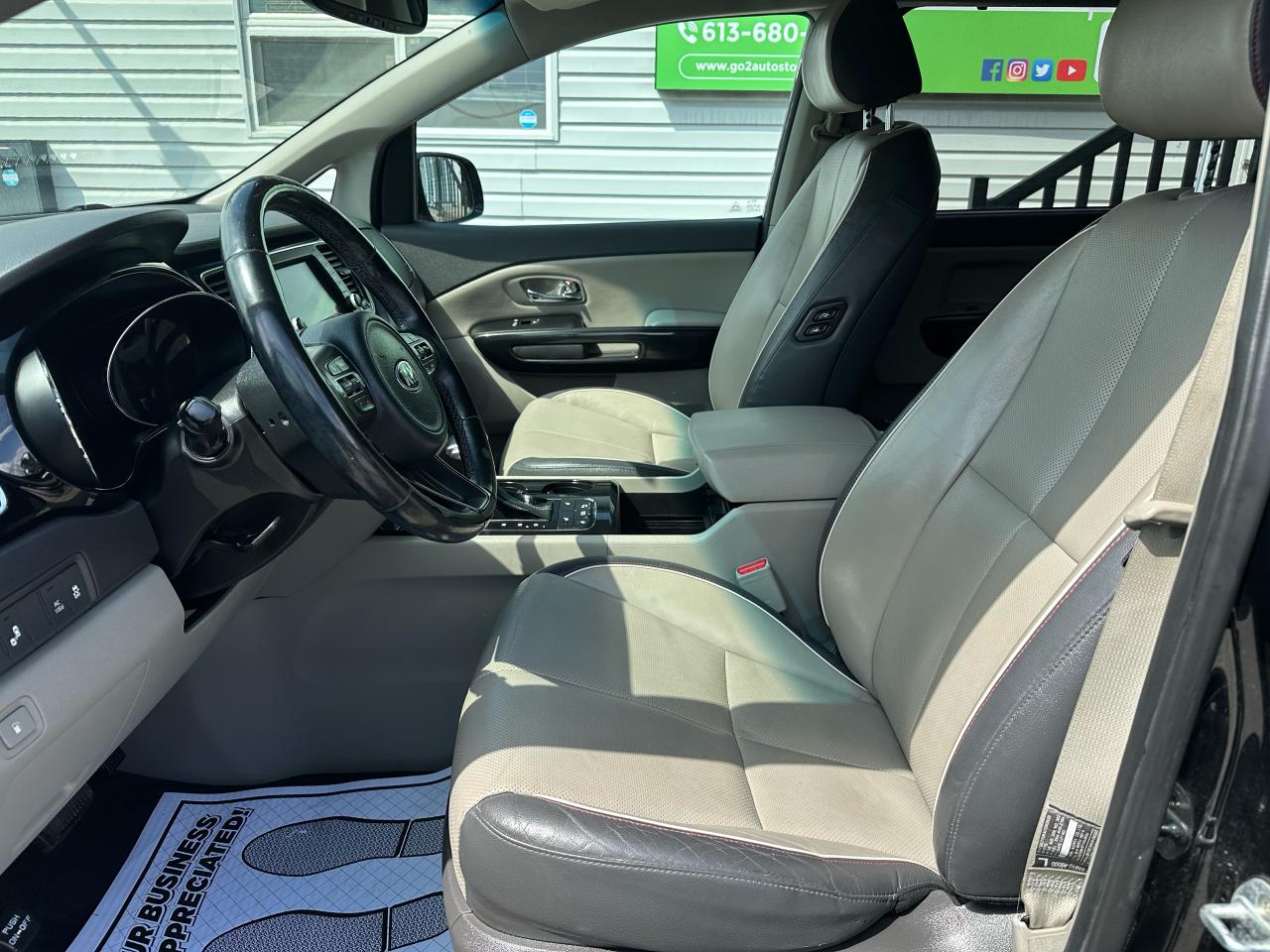 2017 Kia Sedona SX+ - Photo #7