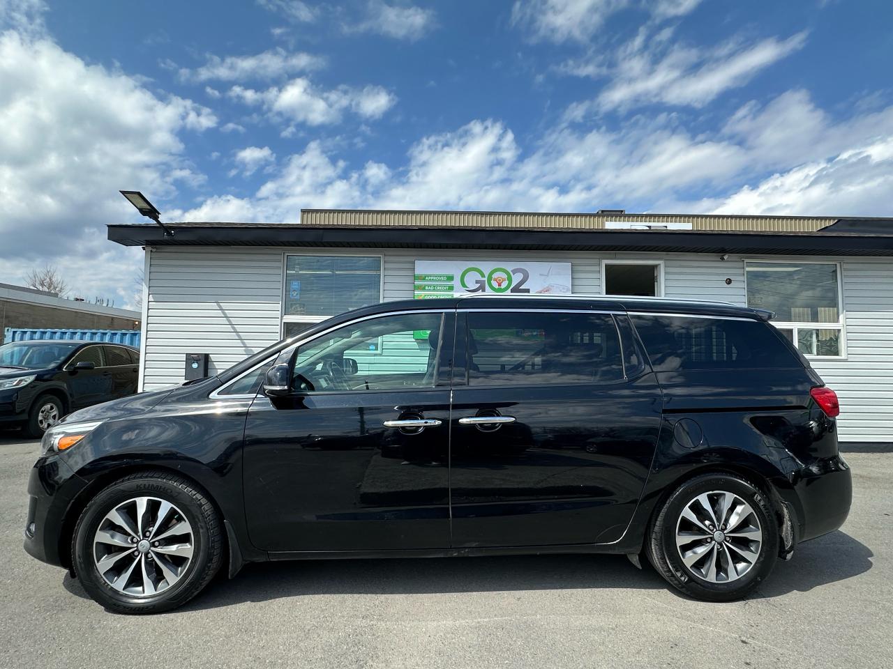 2017 Kia Sedona SX+ - Photo #6