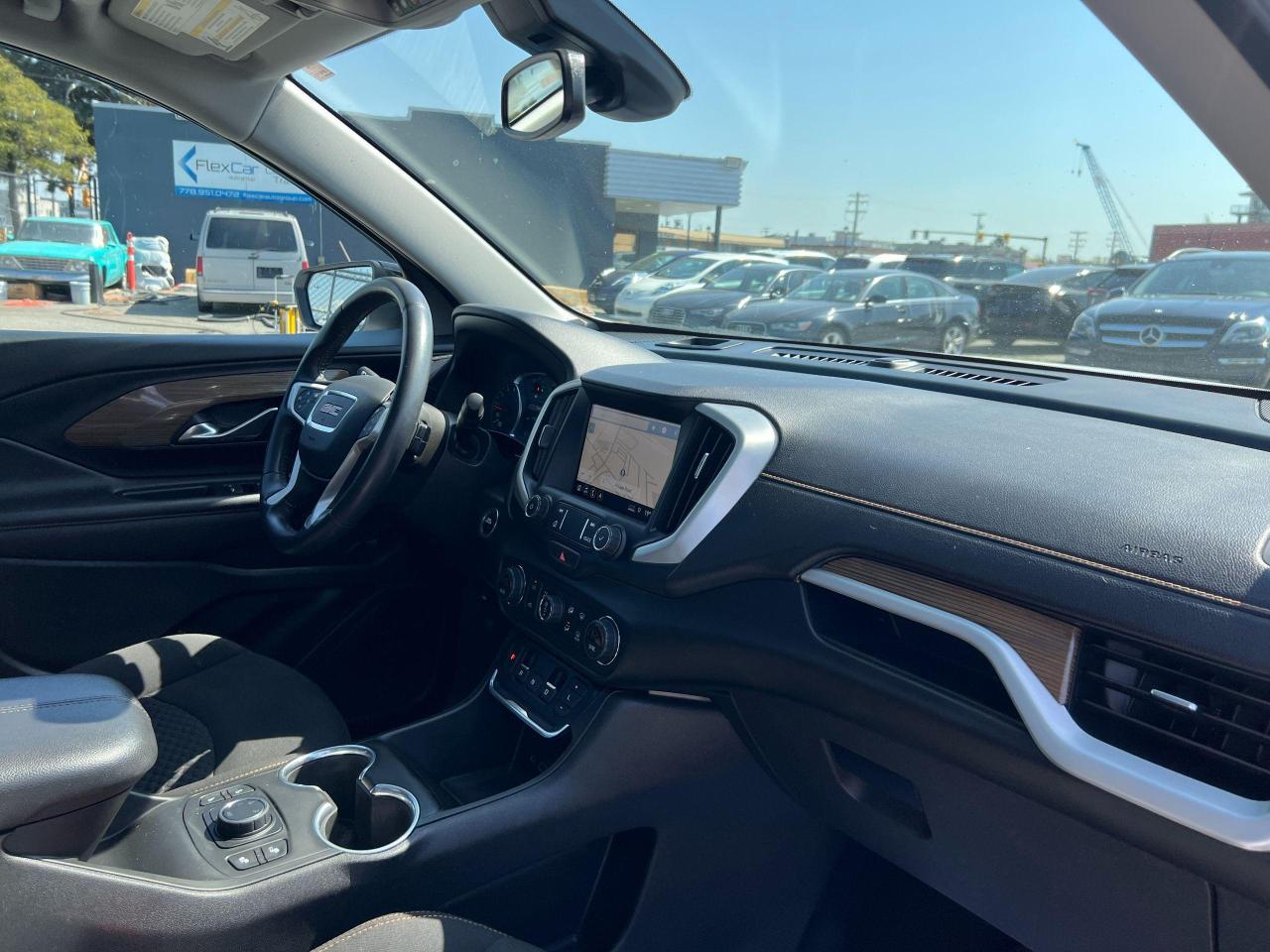 2021 GMC Terrain AWD 4DR SLE - Photo #18