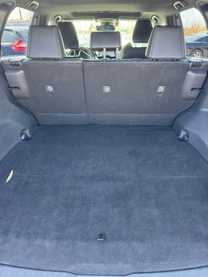 2022 Toyota RAV4  AWD Prime - Photo #7