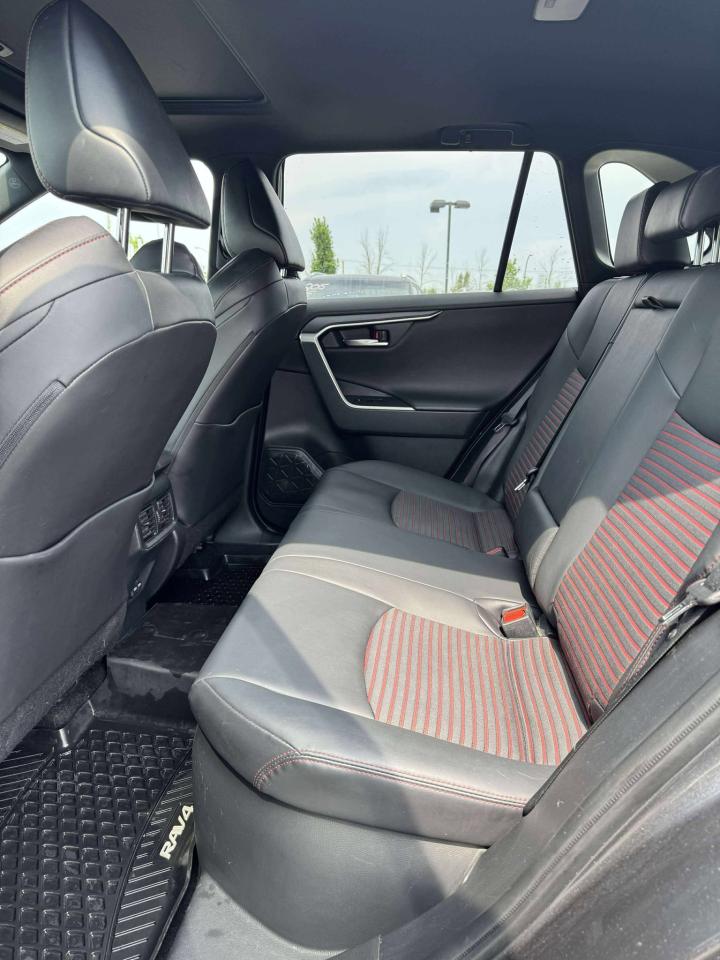 2022 Toyota RAV4  AWD Prime - Photo #8