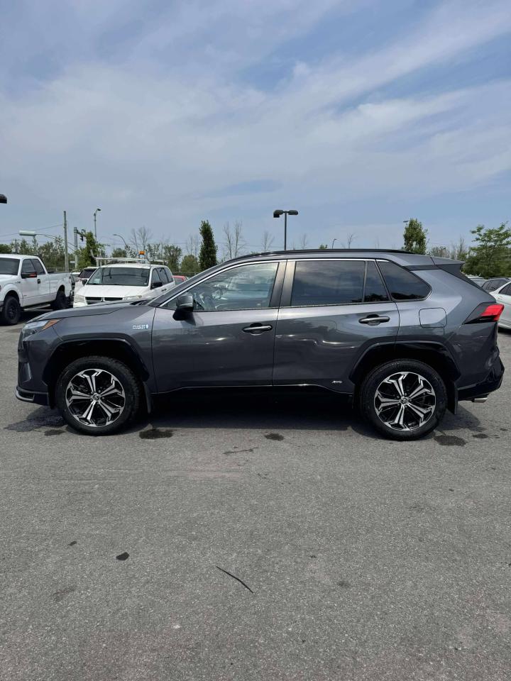 2022 Toyota RAV4  AWD Prime - Photo #4