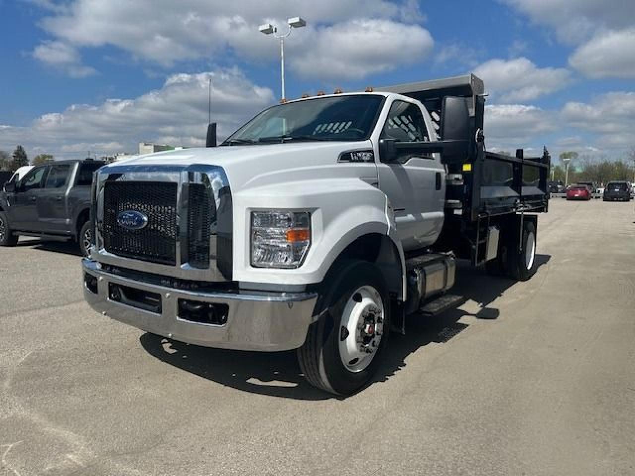 New 2025 Ford Super Duty F-650 Straight Frame for sale in London, ON