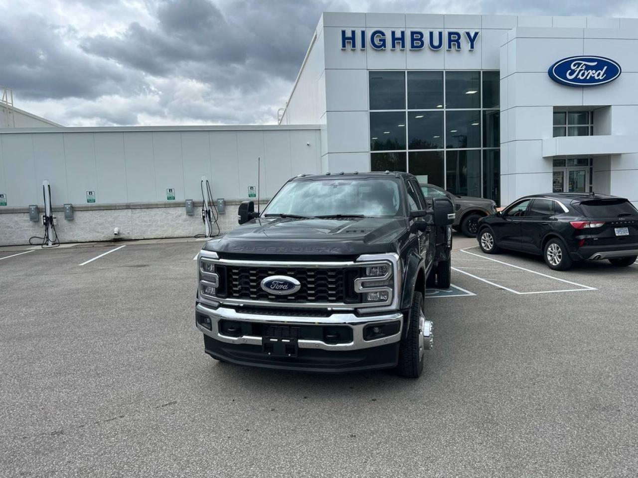 New 2025 Ford Super Duty F-450 Lariat for sale in London, ON