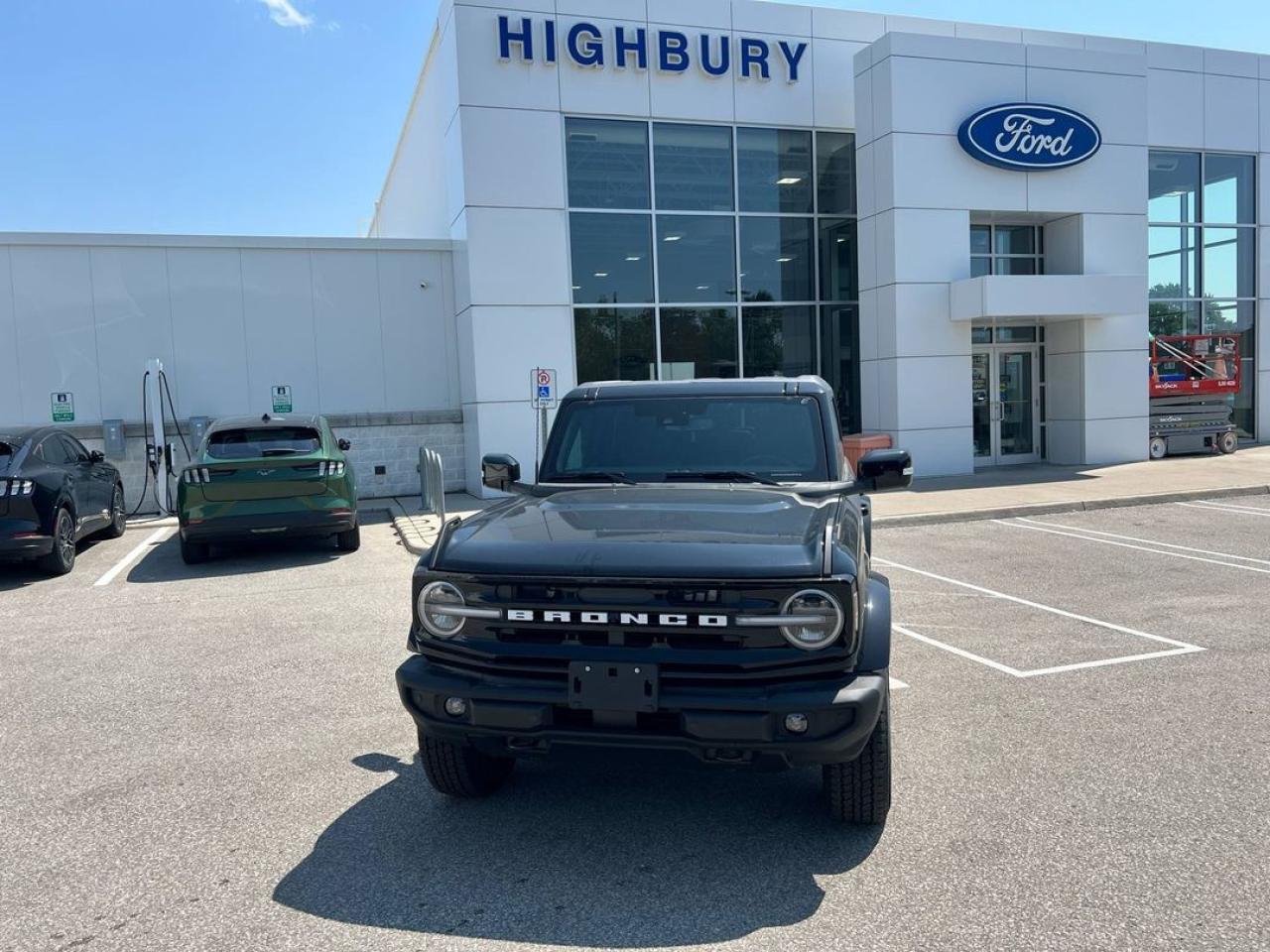 New 2025 Ford Bronco Outer Banks for sale in London, ON