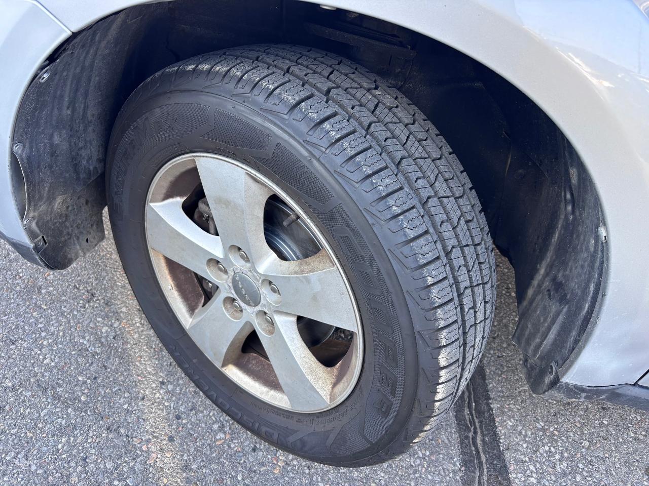 2011 Dodge Journey SXT TONS OF SERVICE NEW TIRES - Photo #2