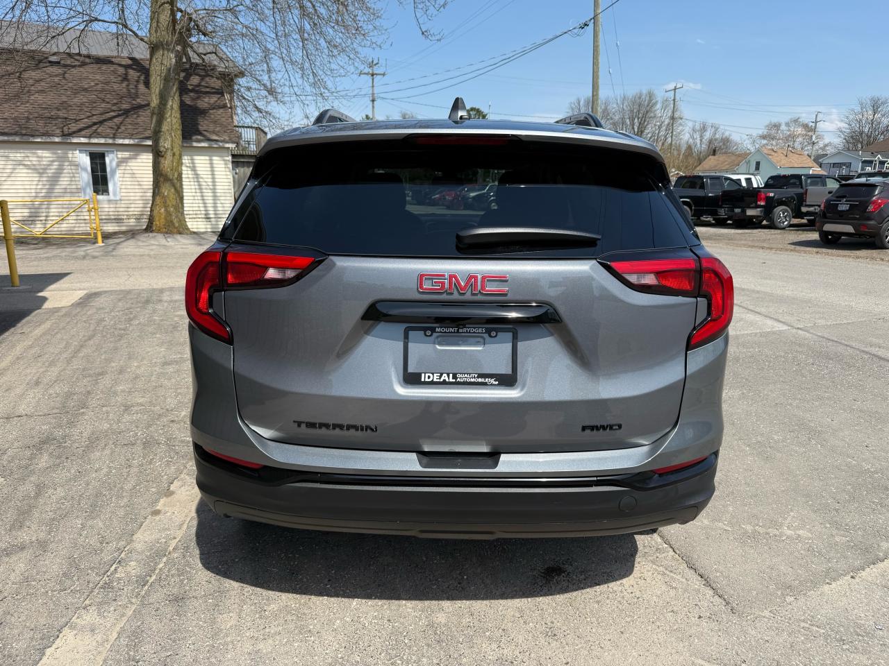 2021 GMC Terrain SLE Elevation - Photo #4
