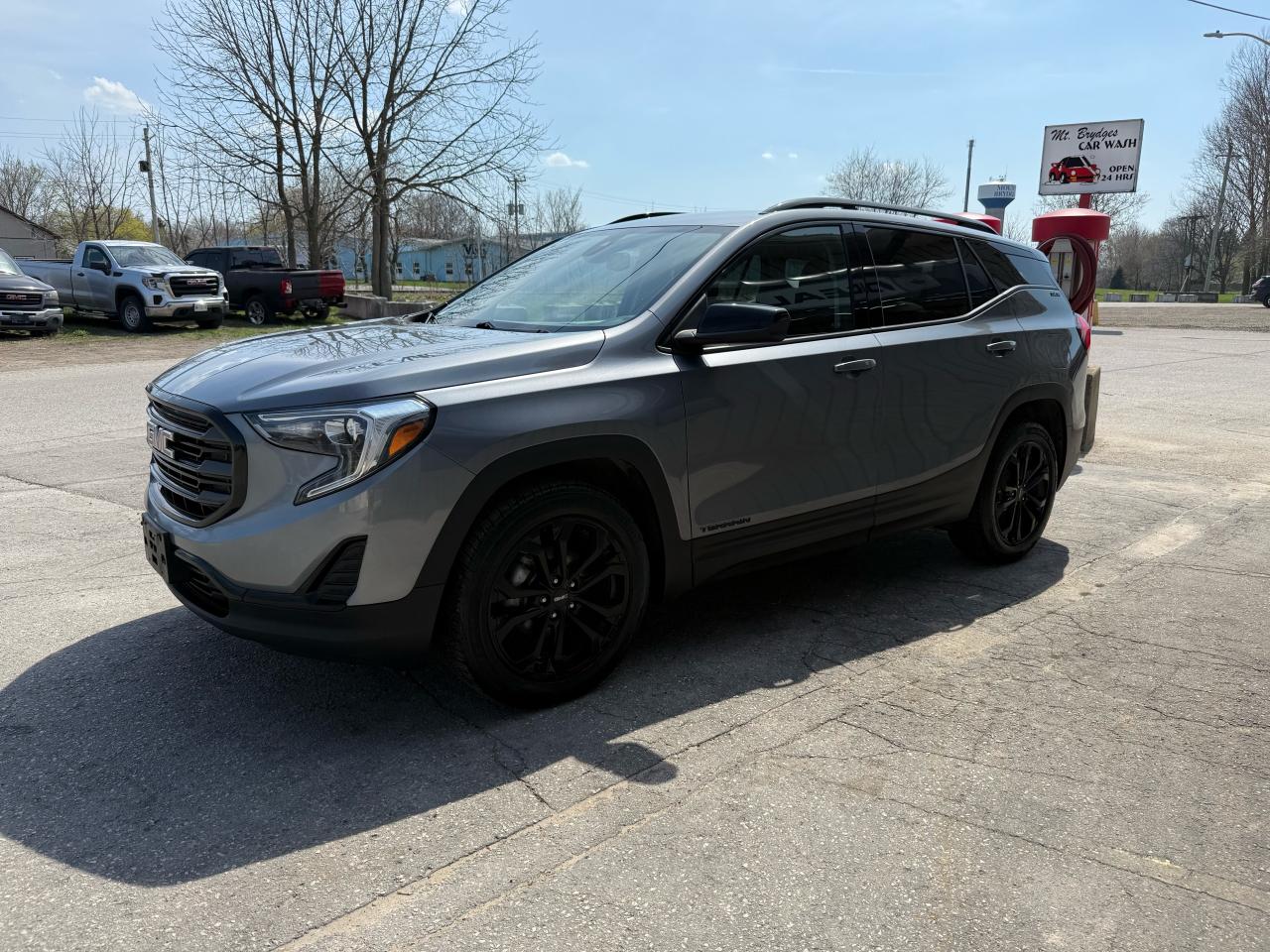 2021 GMC Terrain SLE Elevation - Photo #3