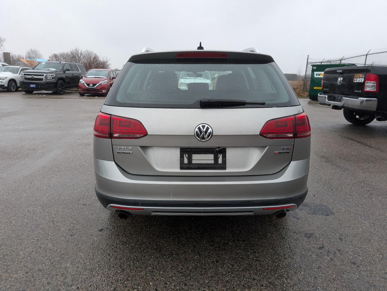 2017 Volkswagen Golf Alltrack " - Photo #3