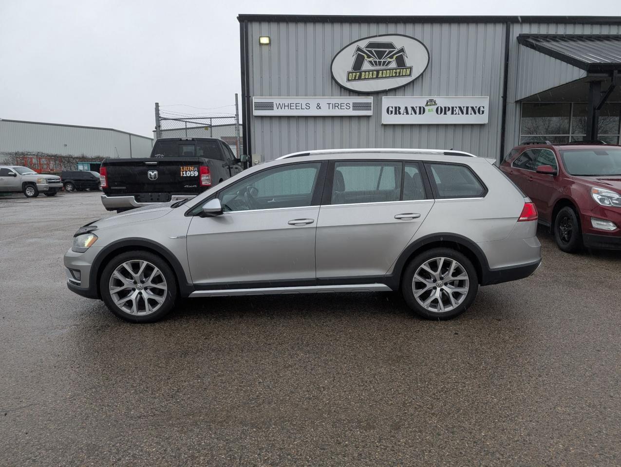 2017 Volkswagen Golf Alltrack "