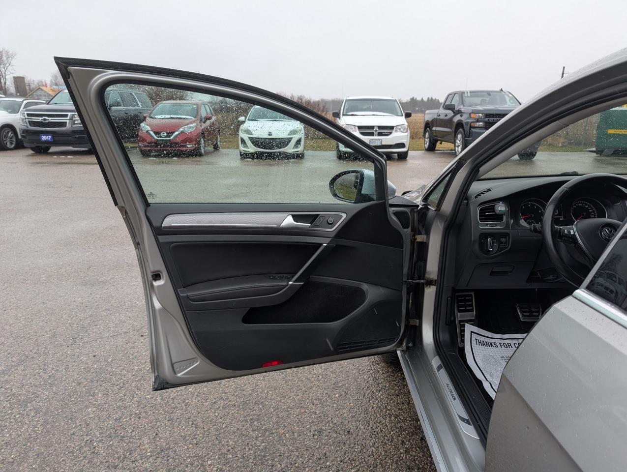 2017 Volkswagen Golf Alltrack " Photo