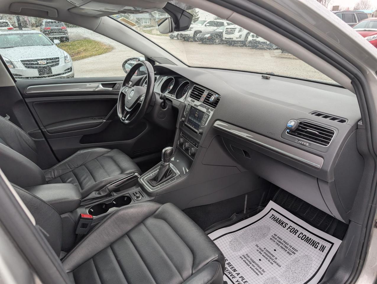2017 Volkswagen Golf Alltrack " - Photo #23