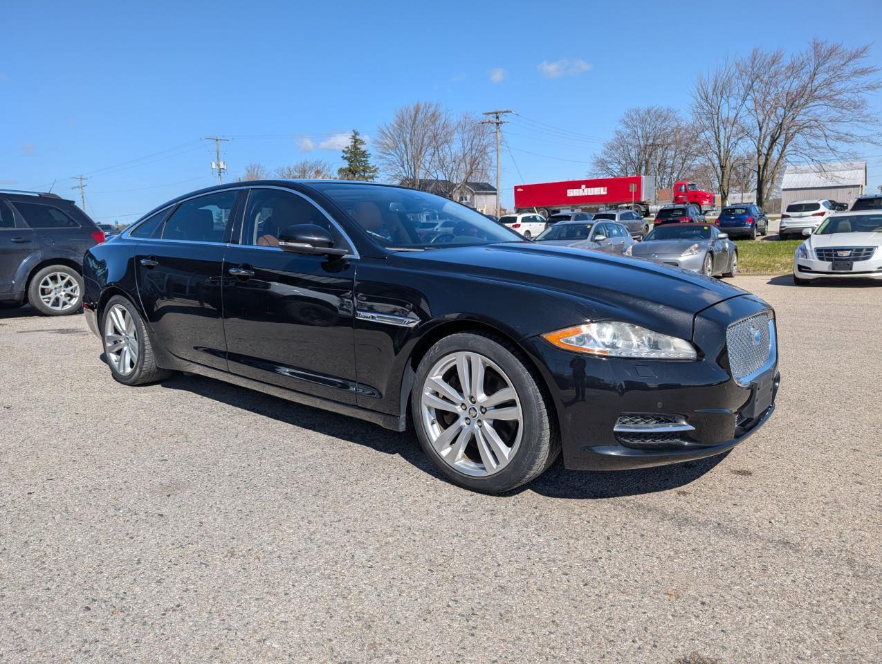 2011 Jaguar XJ " Photo4