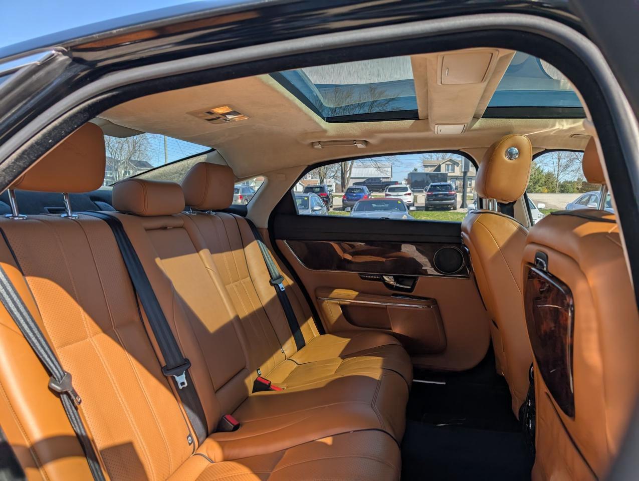 2011 Jaguar XJ " Photo