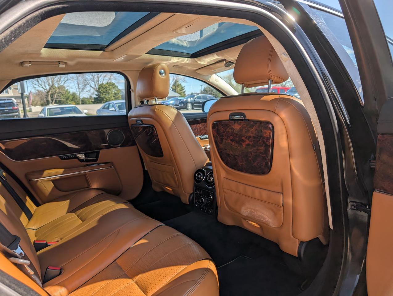 2011 Jaguar XJ " Photo