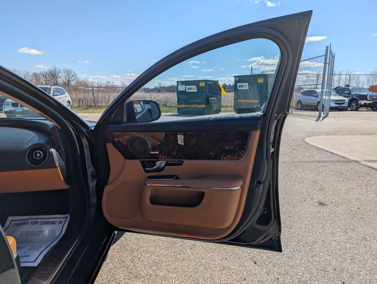2011 Jaguar XJ " Photo