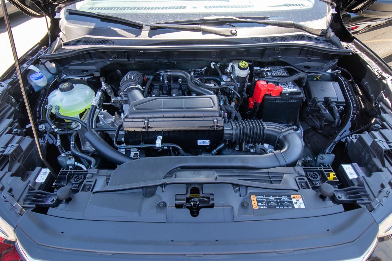 2025 Ford Escape Active AWD Photo5