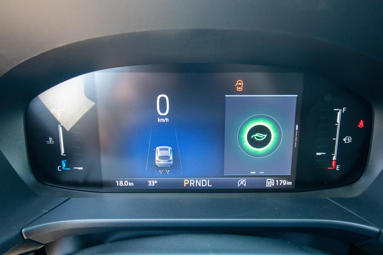 2025 Ford Escape Active AWD Photo5