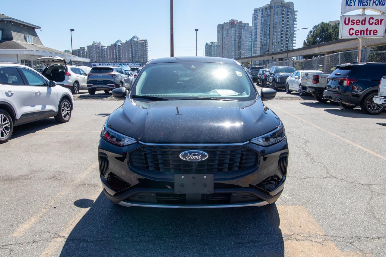 2025 Ford Escape Active AWD Photo5