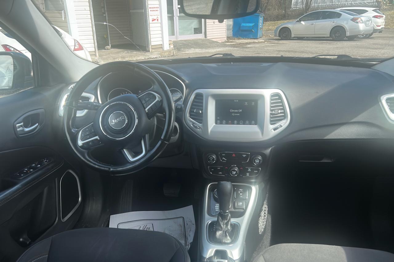 2019 Jeep Compass NORTH 4X4 - Photo #11