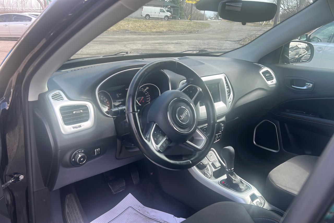 2019 Jeep Compass NORTH 4X4 - Photo #12