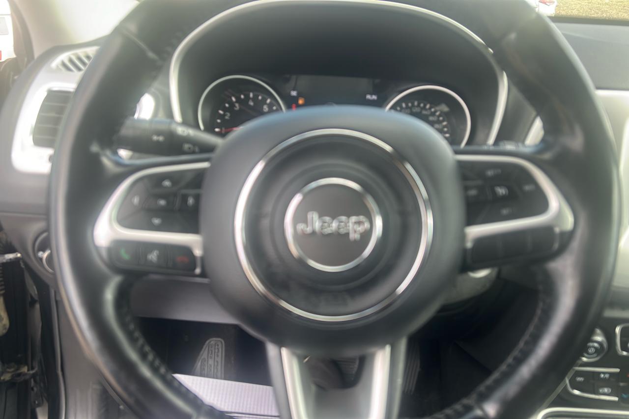 2019 Jeep Compass NORTH 4X4 - Photo #16
