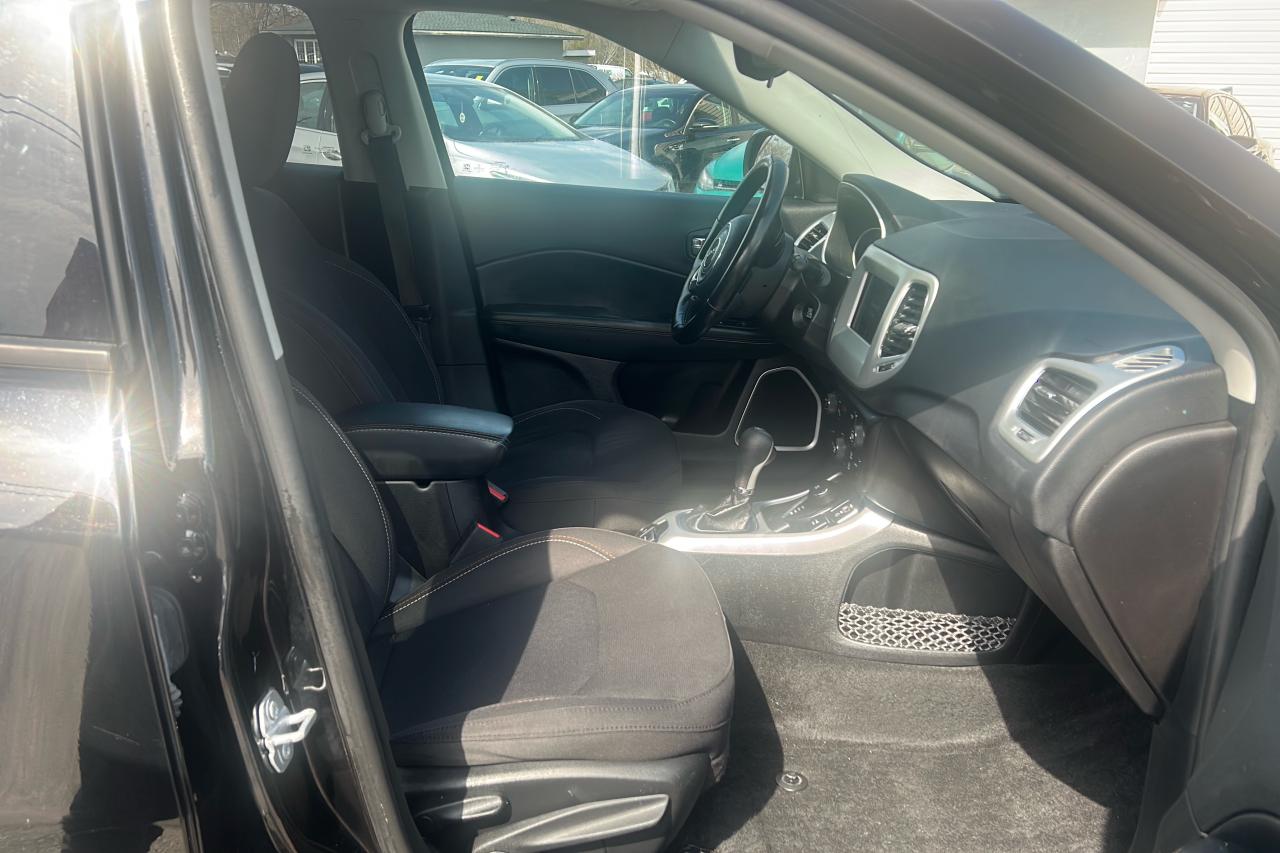 2019 Jeep Compass NORTH 4X4 - Photo #9